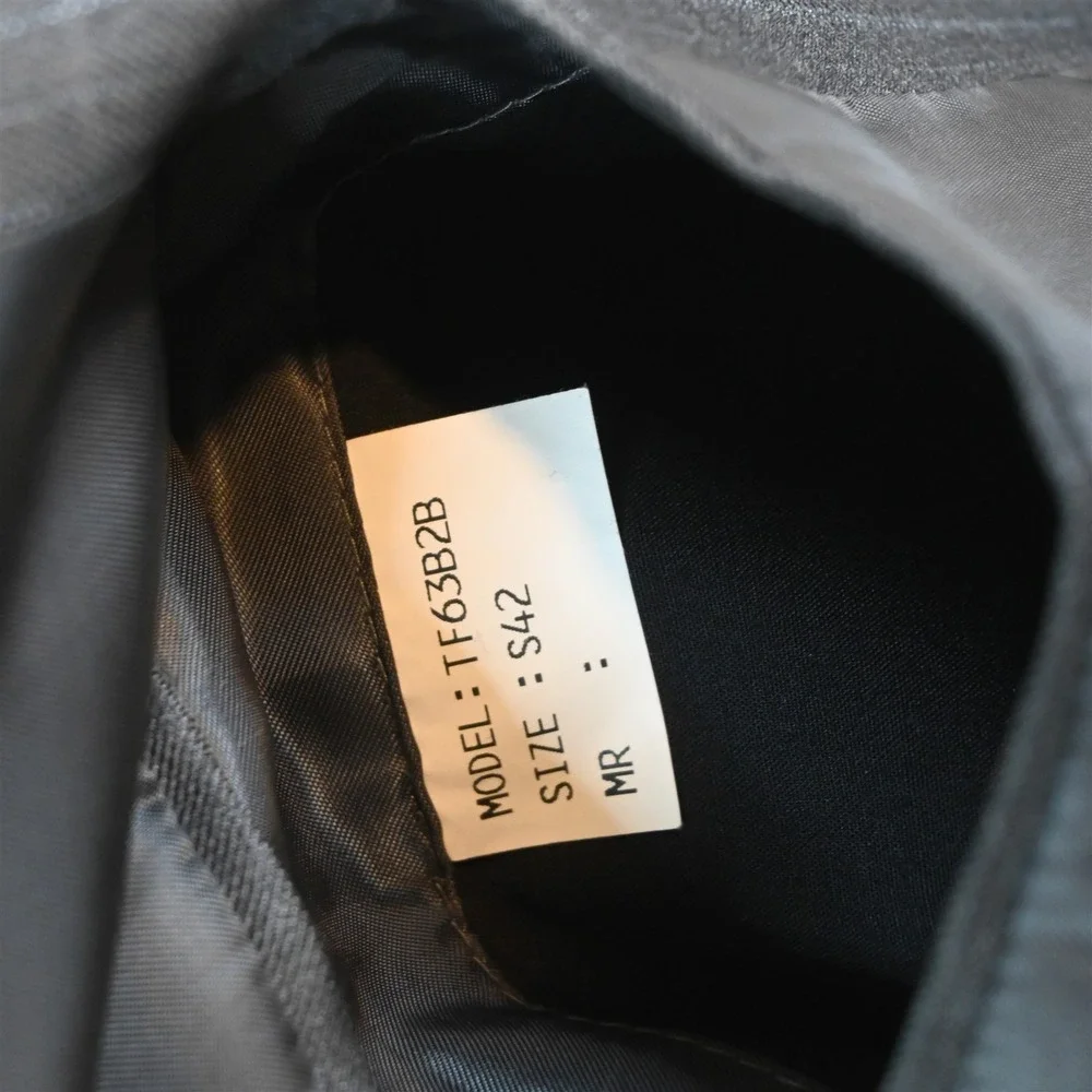 Vtg‎ Y2K Boxy 2000s 42S 33x29 Gray Striped 100% Wool Mens Jacket Pants Suit